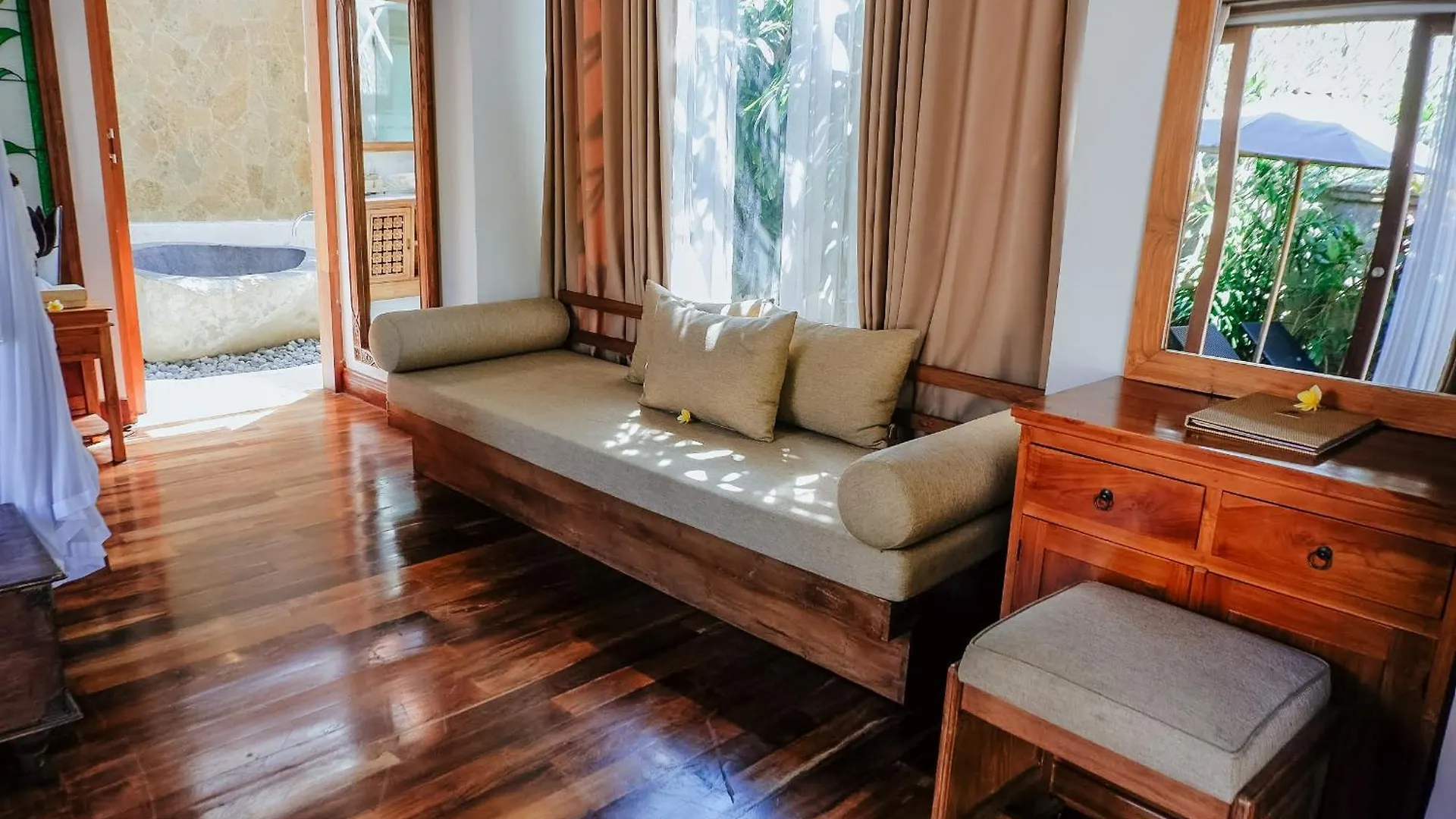 Graha Sandat Villas By Pramana Villas Убуд 0*,